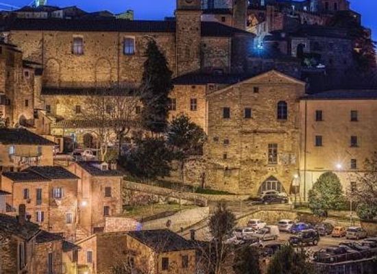 italy/val-di-chiana/landmark/montepulciano