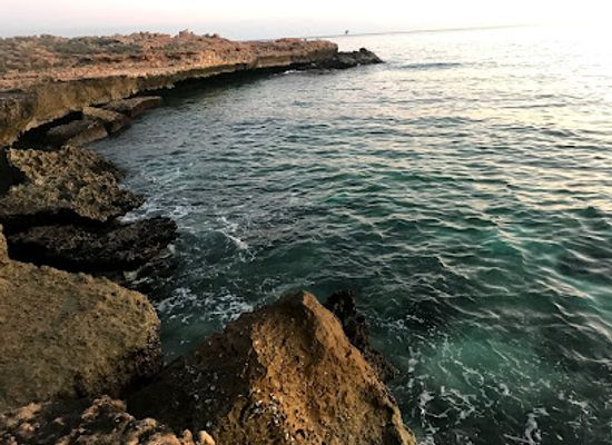 oman/ash-sharqiyah-north-governorate/landmark/igraren-rocky-beach