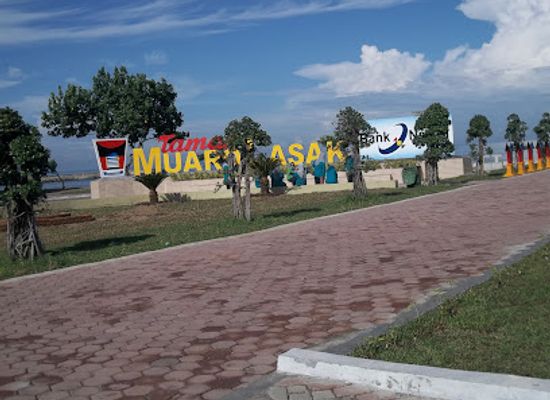 indonesia/west-sumatra/landmark/monumen-merpati-perdamaian