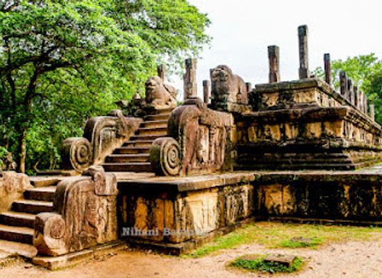 sri-lanka/polonnaruwa/landmark/council-chamber