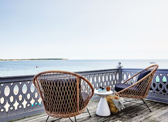 rhode-island/block-island/landmark/block-island-beach-house