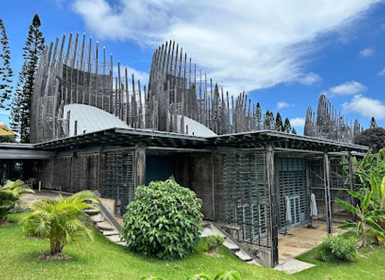 new-caledonia/canala/landmark/tjibaou-cultural-centre