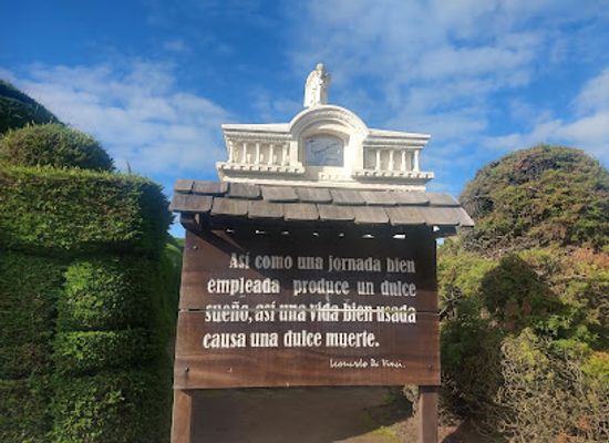 ecuador/carchi-region/landmark/ayora-park