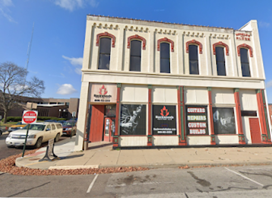 missouri/sedalia/landmark/backwoods-guitar