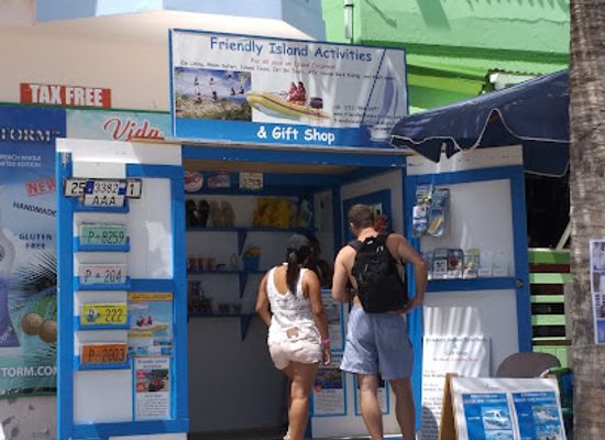 sint-maarten/pelican-key/landmark/friendly-island-activities-gift-shop