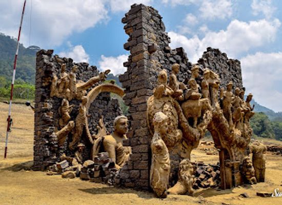 sri-lanka/dry-zone/landmark/purana-kadadora-viharaya