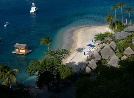 saint-vincent-and-the-grenadines/bequia/landmark/blue-grenadines-villa-rentals