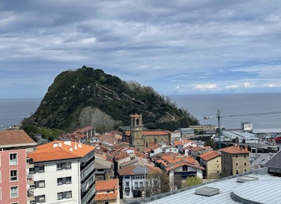 spain/san-sebastian/landmark/earra-tours-basque-country