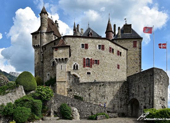 france/annecy/landmark/menthon-saint-bernard-castle