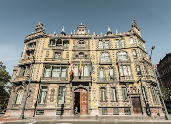 spain/bilbao/abando/landmark/txabarri-jauregia