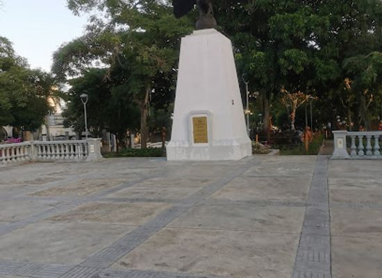 colombia/barranquilla/landmark/monumento-a-los-martires