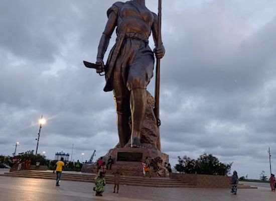 benin/cotonou/gbegamey/landmark/place-de-l-amazone