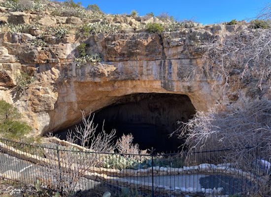 new-mexico/carlsbad-caverns-national-park/landmark/carlsbad-cavern-natural-entrance