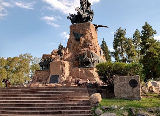 argentina/cuyo/landmark/monument-to-the-army-of-the-andes