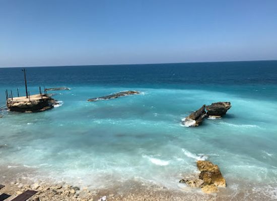 lebanon/jbeil/landmark/pierre-friends