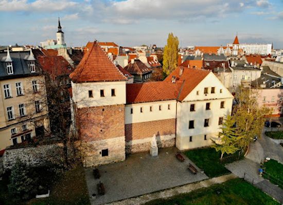 poland/gliwice/landmark/museum-in-gliwice-the-piast-castle