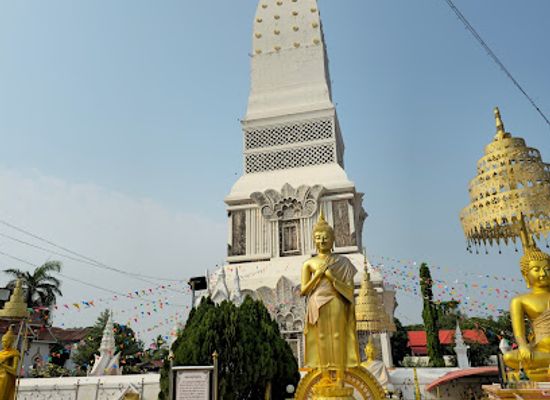 thailand/mekong-river-region/landmark/wat-phrathat-tha-uthen