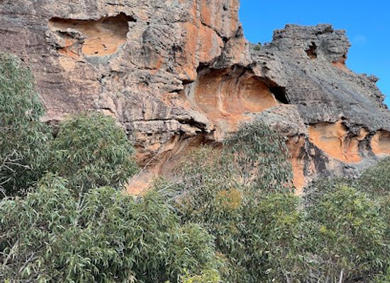 australia/the-grampians/landmark/gulgurn-manja-shelter