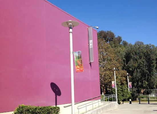 california/irvine/landmark/beall-center-for-art-technology