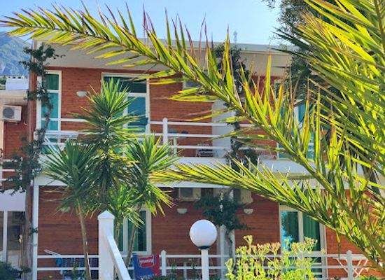 albania/dhermi-region/landmark/hotel-jon