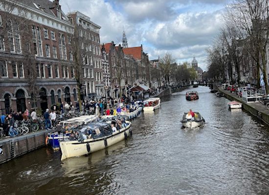 netherlands/vechtstreek/landmark/channel-view