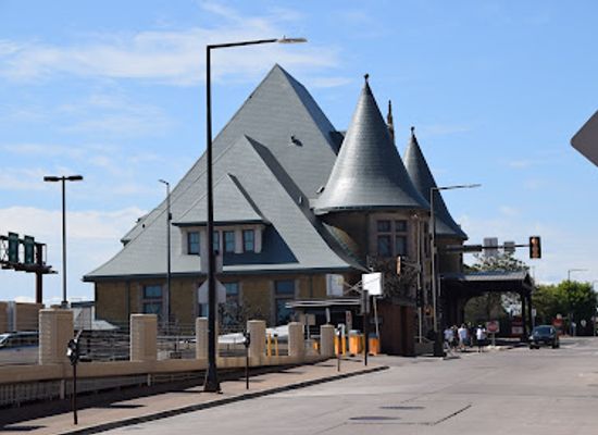minnesota/duluth/landmark/the-st-louis-county-depot