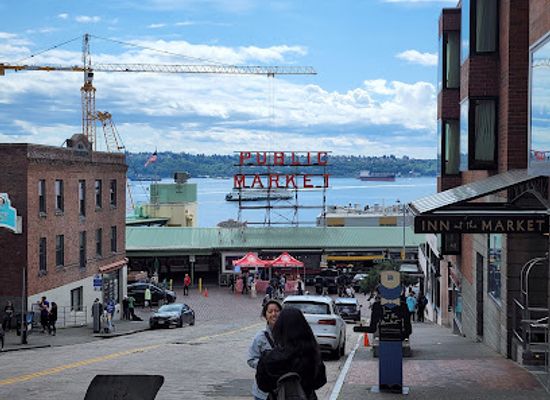 washington/seattle/pike-place-market/landmark/post-alley