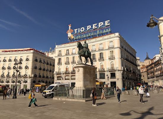 spain/castile-la-mancha/landmark/puerta-del-sol