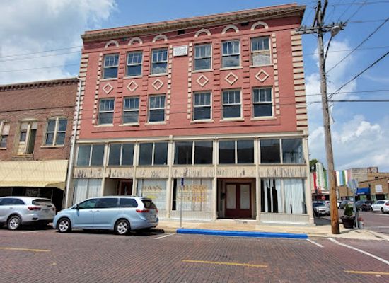 missouri/poplar-bluff/landmark/foxtrot-coffee