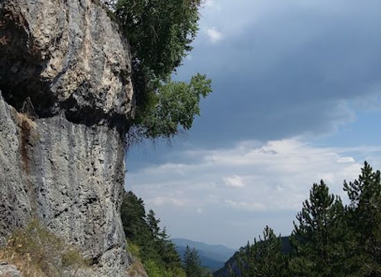 bulgaria/chepelare/landmark/kosten-kamak-waterfall