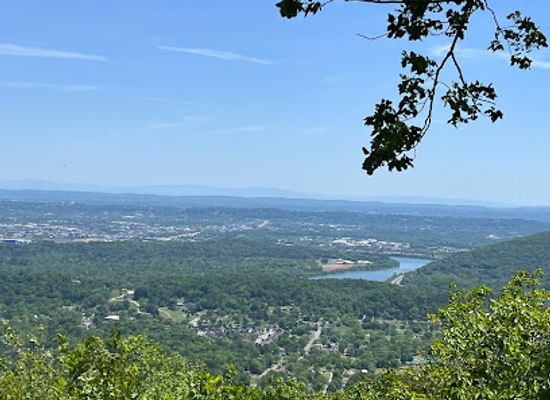 tennessee/chattanooga-valley/landmark/raccoon-mountain-chattanooga-overlook