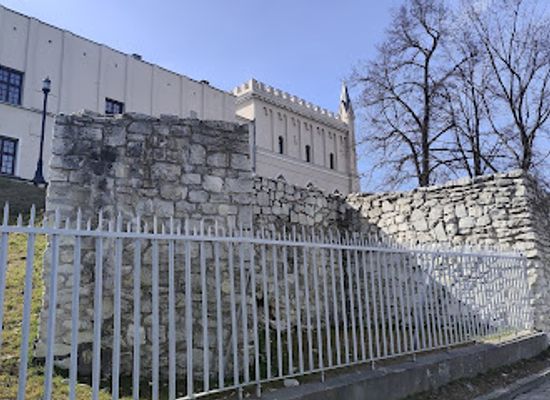 poland/lublin/tatary/landmark/remains-of-the-castle-tower