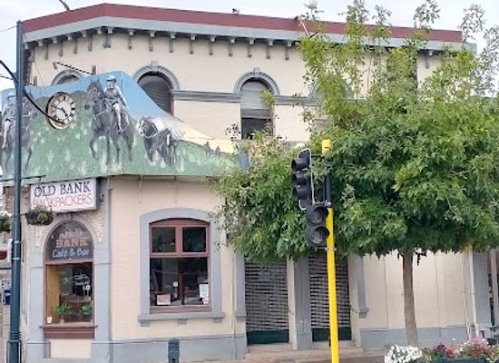 new-zealand/timaru/landmark/old-bank-cafe-bar
