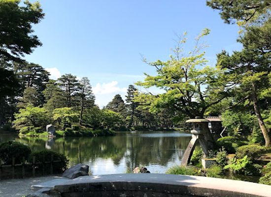 japan/kanazawa/kenrokuen-garden/landmark/renchi-mon-gate
