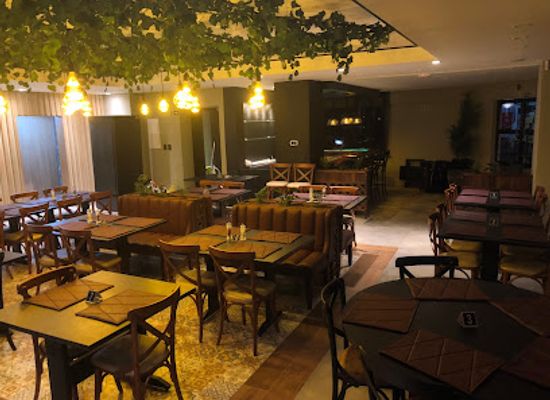 brazil/foz-do-iguacu/landmark/le-mir-comida-arabe