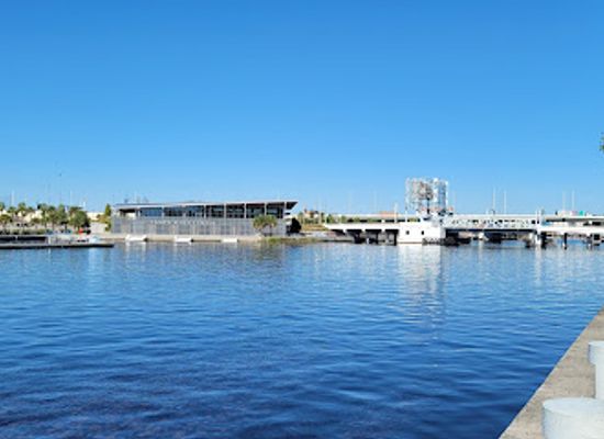 florida/tampa/channelside/landmark/john-lennon-statue