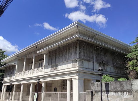 philippines/central-luzon/landmark/hizon-singian-house