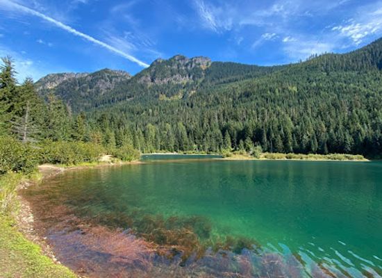 washington/snoqualmie-pass/landmark/gold-creek-pond-trailhead