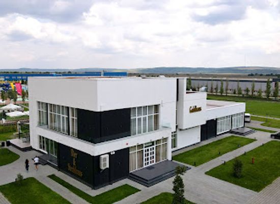 moldova/balti/landmark/goldhaus-banquet-hall