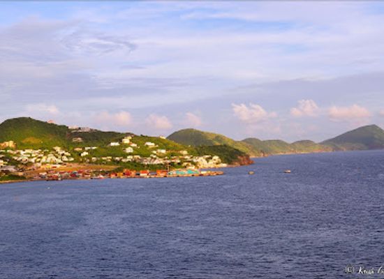 saint-kitts-and-nevis/black-rocks/landmark/port-zante