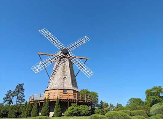 illinois/northern-illinois/landmark/fischer-windmill-historic-site