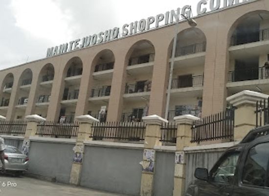 nigeria/middle-belt/landmark/tejuosho-market-yaba-lagos
