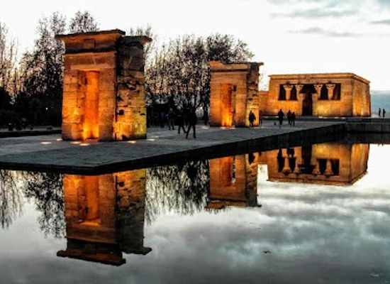 spain/madrid/landmark/templo-de-debod-viewpoint