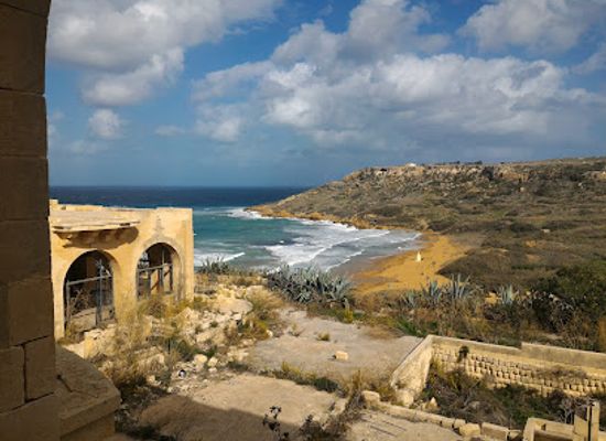 malta/ramla-bay/landmark/il-kcina-tar-ramla