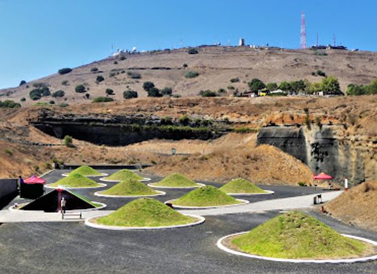 israel/golan-heights/landmark/golan-volcanic-park