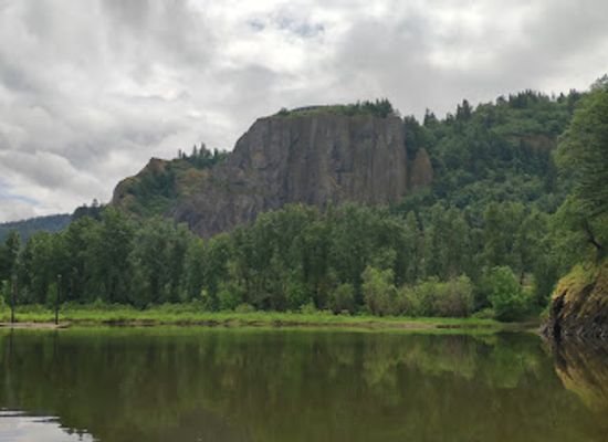 oregon/wasco-county/landmark/rooster-rock-state-park