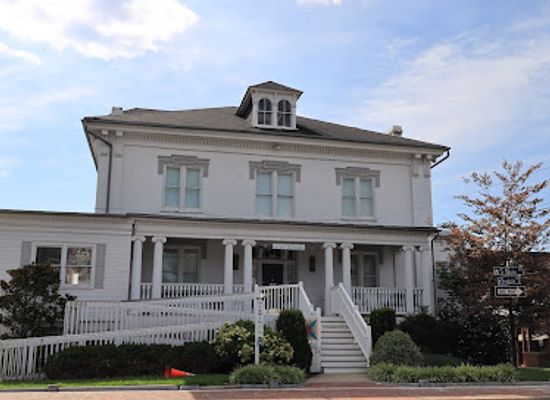 virginia/harrisonburg/landmark/virginia-quilt-museum