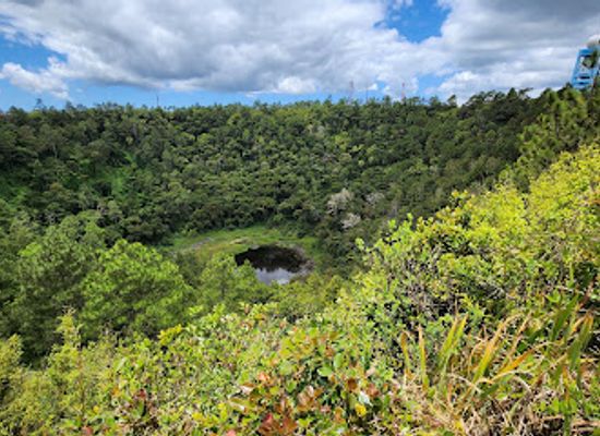 mauritius/black-river-gorges-national-park/landmark/trou-aux-cerfs-volcano