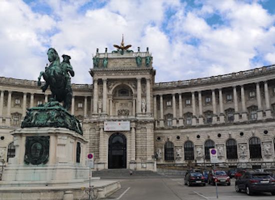 austria/vienna/wieden/landmark/kaiser-franz-joseph-denkmal