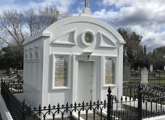 new-zealand/blenheim/landmark/higgins-mausoleum